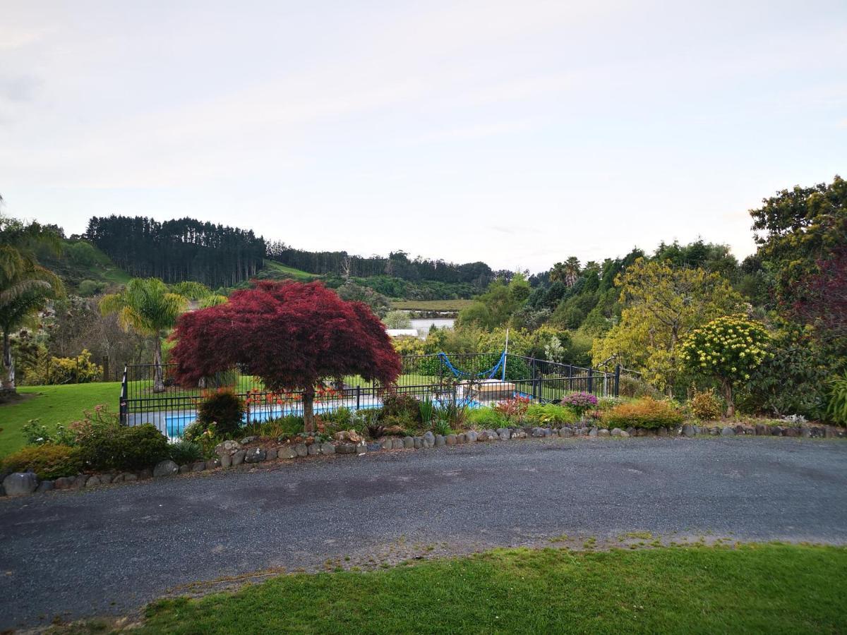 River Side Lodge Whakamarama Extérieur photo